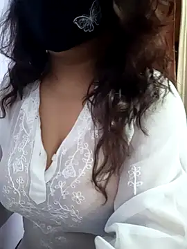 Angel priy101 online show from February 2026 06:24:02 PM