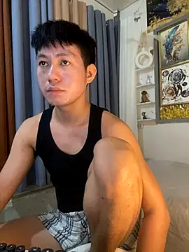 xshyboyx online show from October 2025 04:01:02 AM