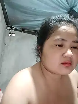 Snapshot of BigBoobs186 chatting on October 2025 11:33:02 AM BigBoobs186 online show from October 2025 11:33:02 AM