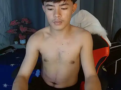 Snapshot of YourNaughtyTwink_69 chatting on April 2026 09:01:02 AM YourNaughtyTwink 69 online show from April 2026 09:01:02 AM