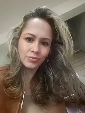 Miasiren online show from September 2025 05:18:02 PM