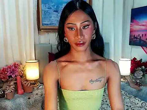 Snapshot of sassylatina chatting on November 2025 06:43:01 PM sassylatina online show from November 2025 06:43:01 PM