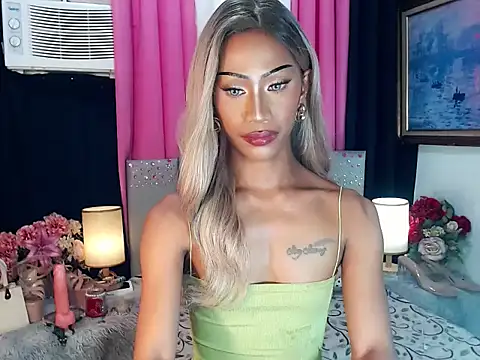 Snapshot of sassylatina chatting on March 2026 04:23:01 PM sassylatina online show from March 2026 04:23:01 PM