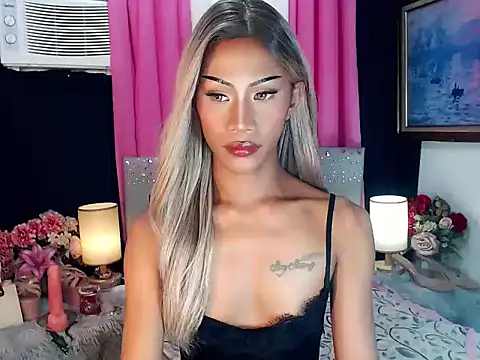 Snapshot of sassylatina chatting on March 2026 06:22:02 PM sassylatina online show from March 2026 06:22:02 PM