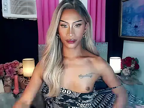 Snapshot of sassylatina chatting on April 2026 04:48:01 PM sassylatina online show from April 2026 04:48:01 PM