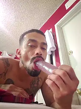 Snapshot of Cnutt310 chatting on September 2025 08:12:02 PM Cnutt310 online show from September 2025 08:12:02 PM