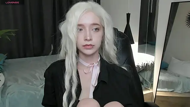 Snapshot of MelissaReis chatting on September 2025 09:48:01 PM MelissaReis online show from September 2025 09:48:01 PM