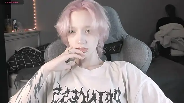 Snapshot of MelissaReis chatting on March 2026 07:02:01 AM MelissaReis online show from March 2026 07:02:01 AM