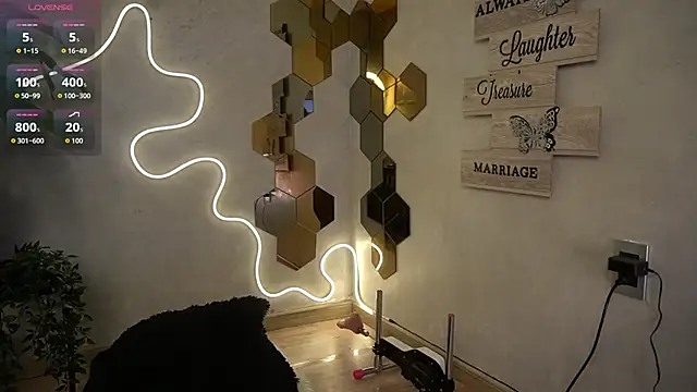 Snapshot of saritass_ chatting on April 2026 12:53:01 AM saritass online show from April 2026 12:53:01 AM