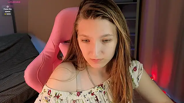 Mia Myles online show from September 2025 10:37:01 AM