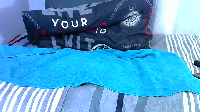 Snapshot of shy-lillyX22 chatting on October 2025 02:45:02 AM shy-lillyX22 online show from October 2025 02:45:02 AM