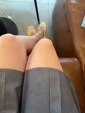 Meii-meyy online show from April 2026 07:45:01 AM