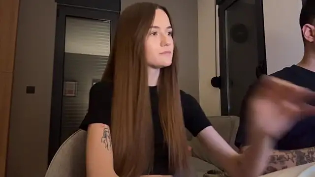 Snapshot of TenDouble chatting on September 2025 08:33:02 PM TenDouble online show from September 2025 08:33:02 PM