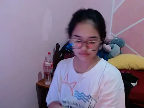 Snapshot of aaliyah_walker chatting on December 2025 09:40:02 AM aaliyah walker online show from December 2025 09:40:02 AM