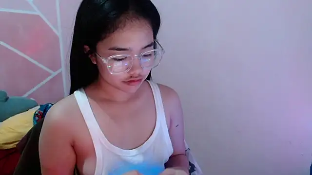 aaliyah walker online show from December 2025 11:05:01 AM