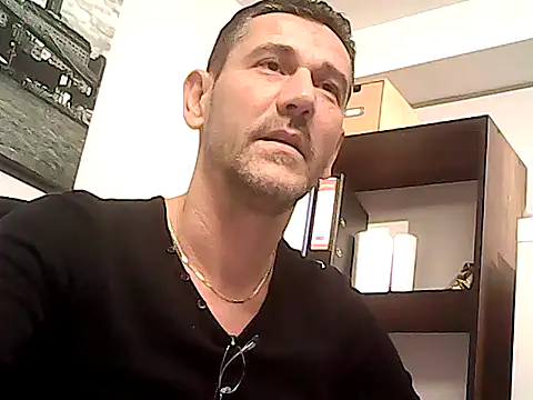 Snapshot of mastercharisma35 chatting on January 2026 02:44:01 PM mastercharisma35 online show from January 2026 02:44:01 PM