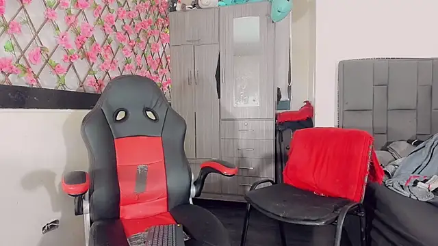 thiara veky online show from December 2025 03:17:01 PM