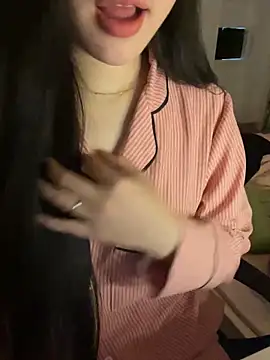 Snapshot of Nancy68 chatting on April 2026 05:10:01 AM Nancy68 online show from April 2026 05:10:01 AM