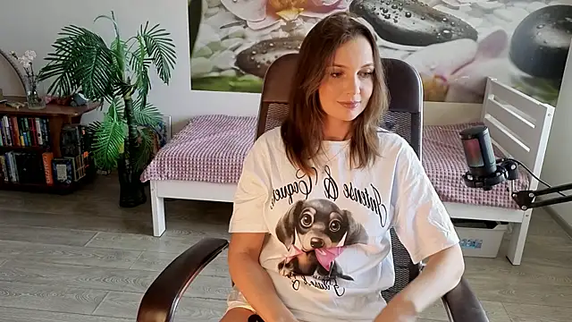 Snapshot of jenny__cutey chatting on May 2026 04:09:02 AM jenny cutey online show from May 2026 04:09:02 AM