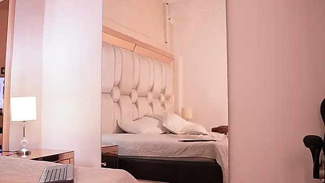 SamantaVazquez online show from February 2026 04:27:02 PM