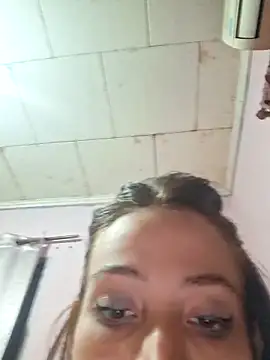 Snapshot of Tudiablita21 chatting on April 2026 04:51:01 AM Tudiablita21 online show from April 2026 04:51:01 AM