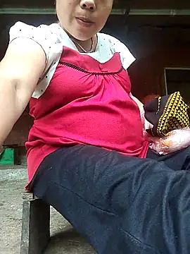 Snapshot of Rioo122 chatting on October 2025 02:53:02 AM Rioo122 online show from October 2025 02:53:02 AM