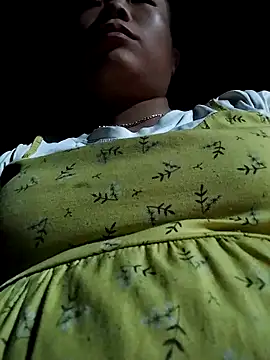 Snapshot of Rioo122 chatting on October 2025 01:30:01 PM Rioo122 online show from October 2025 01:30:01 PM