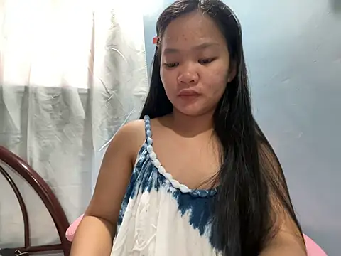 Snapshot of princess_janine chatting on April 2026 05:13:01 AM princess janine online show from April 2026 05:13:01 AM