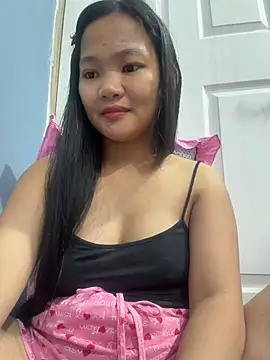 Snapshot of princess_janine chatting on July 2026 06:20:02 AM princess janine online show from July 2026 06:20:02 AM