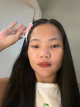 Snapshot of princess_janine chatting on July 2026 10:29:01 AM princess janine online show from July 2026 10:29:01 AM