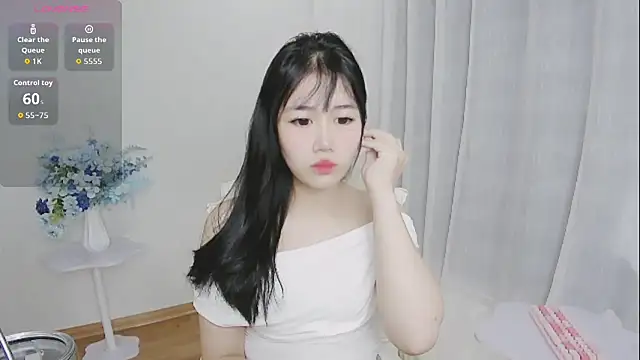 Snapshot of -Rose-Lucky- chatting on September 2025 01:20:01 AM -Rose-Lucky- online show from September 2025 01:20:01 AM