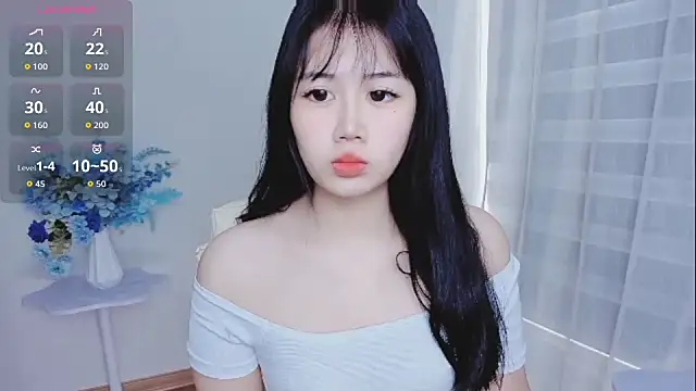 Snapshot of -Rose-Lucky- chatting on October 2025 01:17:02 AM -Rose-Lucky- online show from October 2025 01:17:02 AM