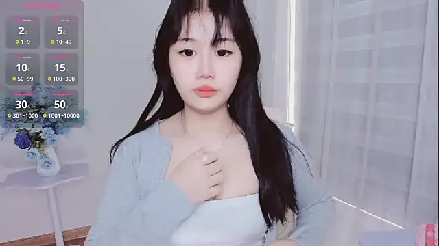 Snapshot of -Rose-Lucky- chatting on October 2025 01:17:01 AM -Rose-Lucky- online show from October 2025 01:17:01 AM