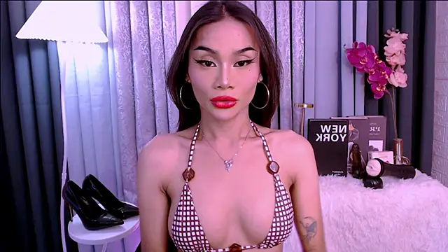 Snapshot of Coka_bella chatting on June 2026 10:51:01 PM Coka bella online show from June 2026 10:51:01 PM