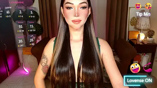 MouthWatering Ayesha online show from December 2025 01:58:02 AM