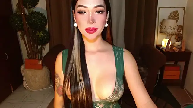 Snapshot of MouthWatering_Ayesha chatting on April 2026 09:48:01 AM MouthWatering Ayesha online show from April 2026 09:48:01 AM