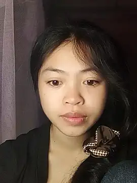 Thy00   online show from December 2025 08:14:01 PM