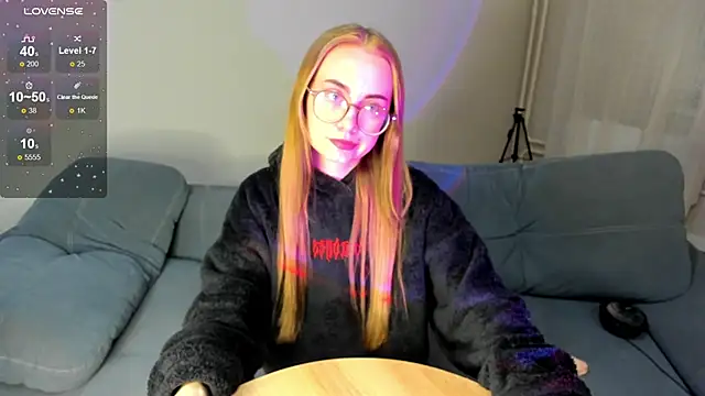 MewStella online show from September 2025 03:58:02 PM