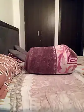 Snapshot of sweetpj chatting on December 2025 03:39:01 PM sweetpj online show from December 2025 03:39:01 PM