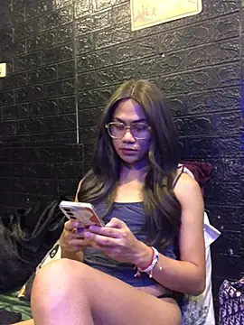 Snapshot of HOTkendraCumXxx chatting on April 2026 01:09:02 PM HOTkendraCumXxx online show from April 2026 01:09:02 PM