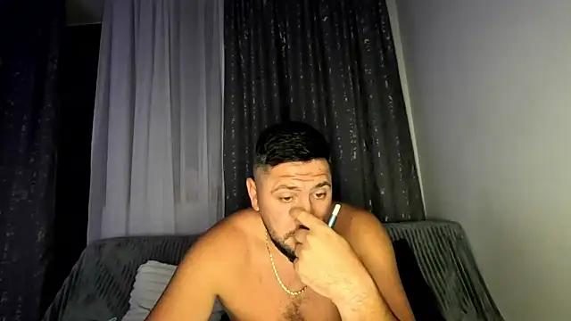 Gold Alpha Boy online show from September 2025 08:52:01 PM