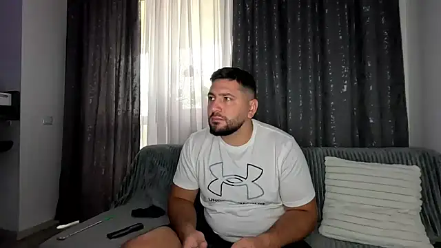 Gold Alpha Boy online show from September 2025 08:51:02 AM