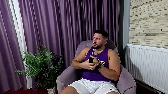 Gold Alpha Boy online show from October 2025 04:59:01 PM