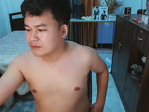 Snapshot of annocentboy chatting on March 2026 01:48:02 PM annocentboy online show from March 2026 01:48:02 PM