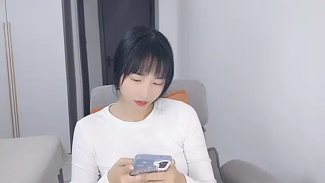 Lisa-3333 online show from November 2025 01:07:02 PM