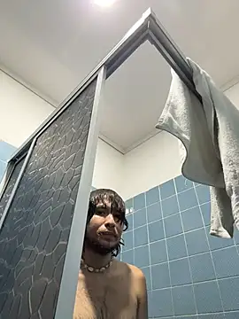 Luxx 14 online show from September 2025 03:49:01 PM