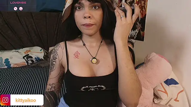 Snapshot of kitty_aikooo chatting on April 2026 11:02:01 PM kitty aikooo online show from April 2026 11:02:01 PM