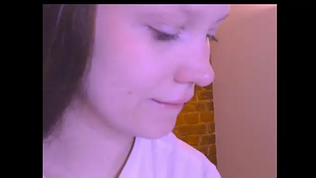 Lunliss online show from April 2026 05:34:01 PM