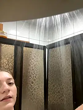 Snapshot of SafadaJS chatting on November 2025 04:23:02 AM SafadaJS online show from November 2025 04:23:02 AM