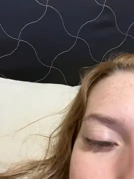 Snapshot of SafadaJS chatting on February 2026 06:21:02 AM SafadaJS online show from February 2026 06:21:02 AM